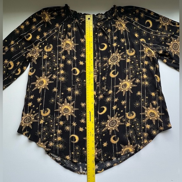 Black Blouse with Yellow and Gold Celestial Design Moon and Stars, size XL - Picture 6 of 9